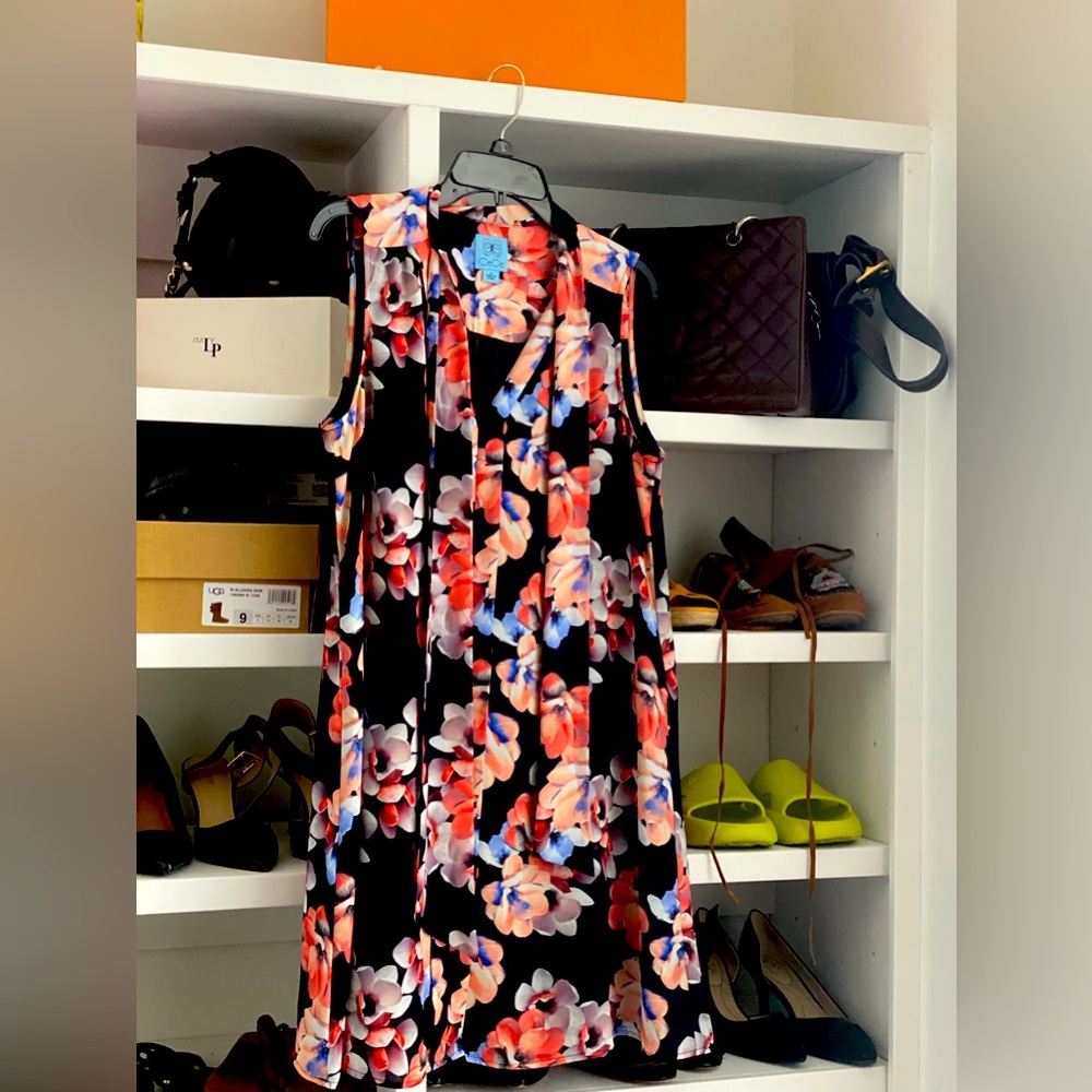 Beautiful flowered Dress